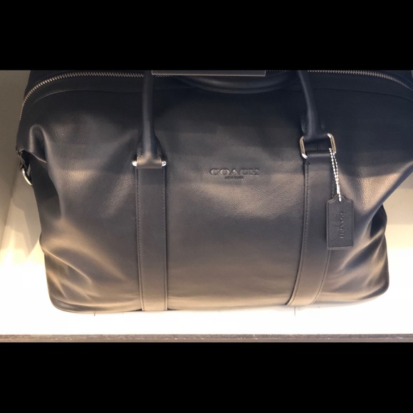 COACH Men’s Travel Bag (your choice) - Picture 4 of 4